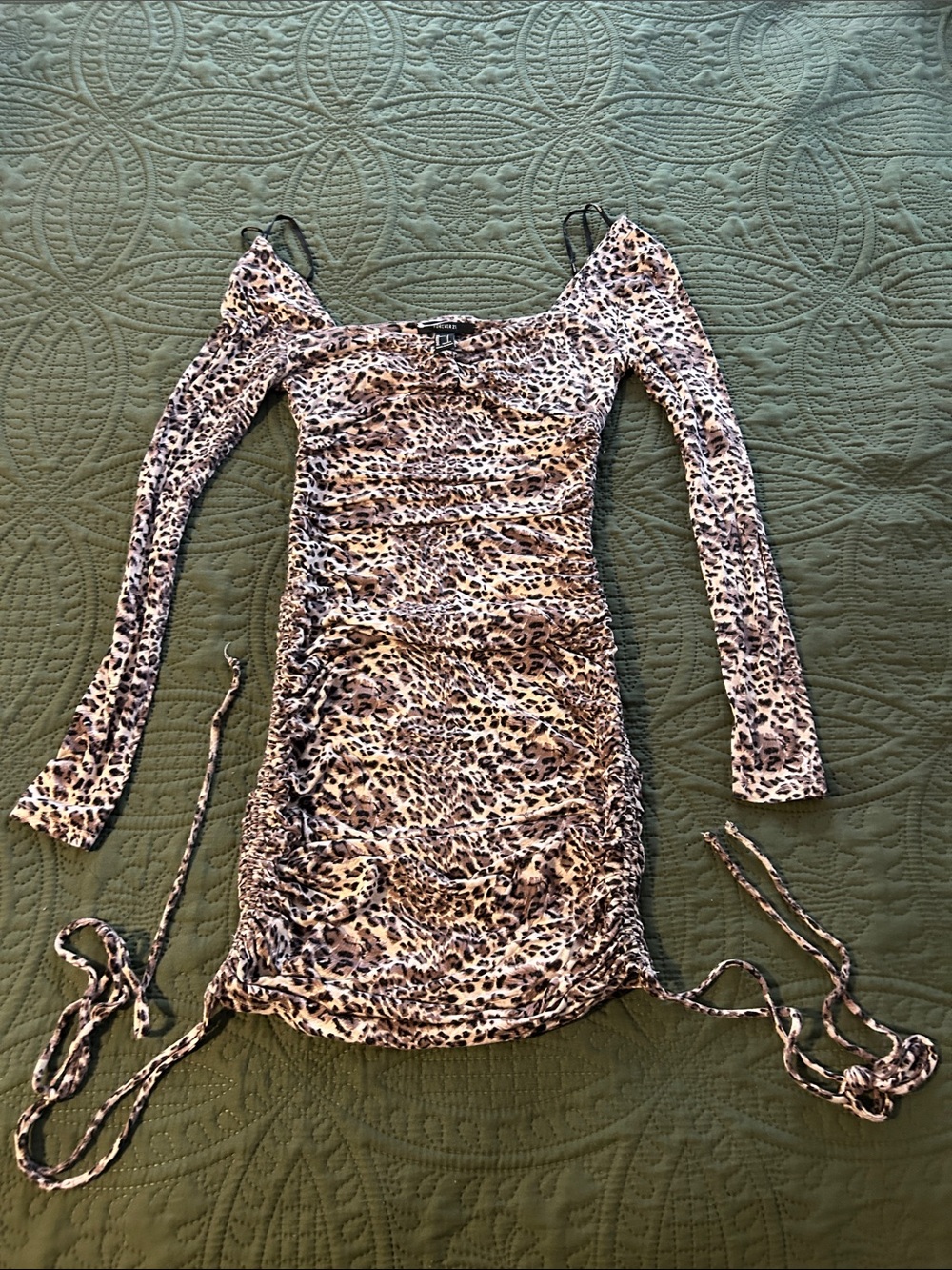 Forever 21  Leopard Print Off-Shoulder Dress